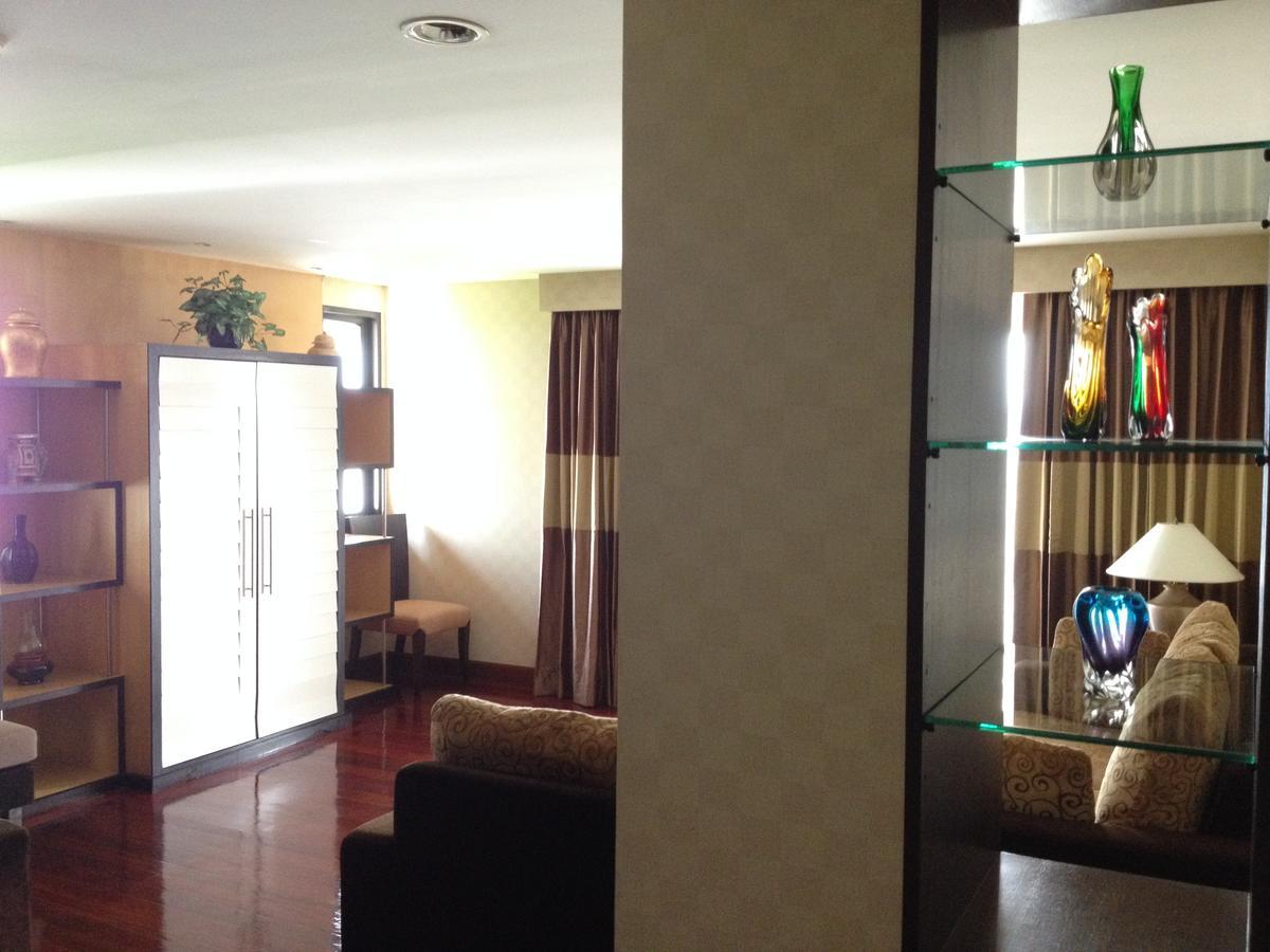 Gardengrove Suites Bangkok Room photo