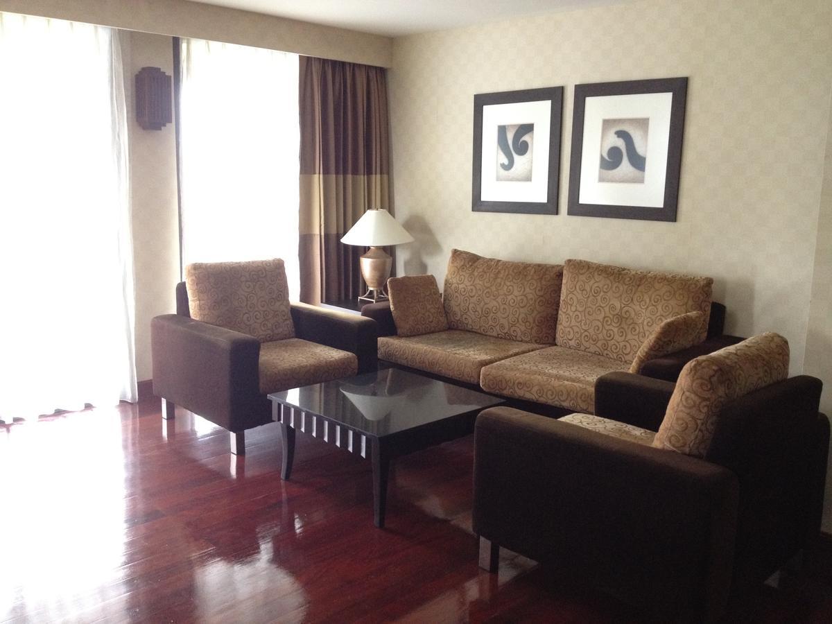 Gardengrove Suites Bangkok Room photo